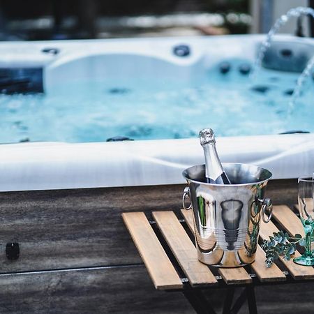 O Rethel Jacuzzi, Gite Ardennes Exteriör bild